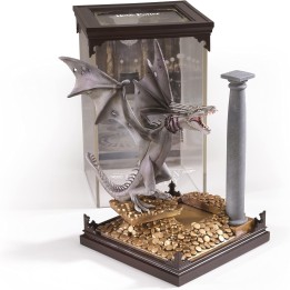 Figura Noble Collection Ironbelly Ucraniano - Harry Potter Magical Creatures - El Dragón de Gringotts 18cm